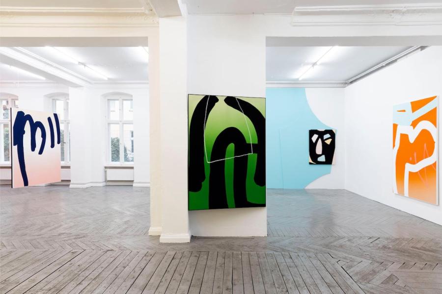 Exhibition views: Eike Walkenhorst