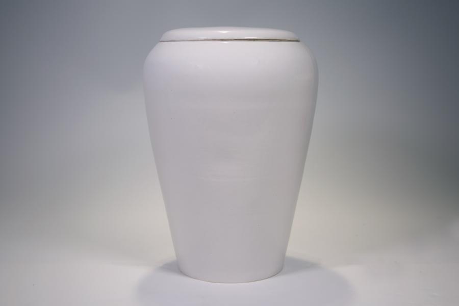 Image Credit: Ben Harle, What Remains  2017 Ceramic urn with traces of Robert Lemon's ashes 