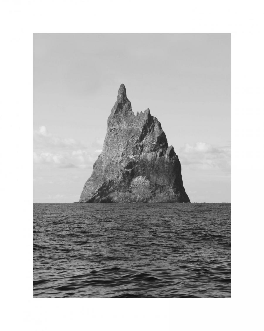 Erik Niedling Untitled # 05, 2014 From the series Pyramid Mountain Photographs / Inkjet-Print on baryt paper, 30 x 24 cm Courtesy Exile, New York / Berlin