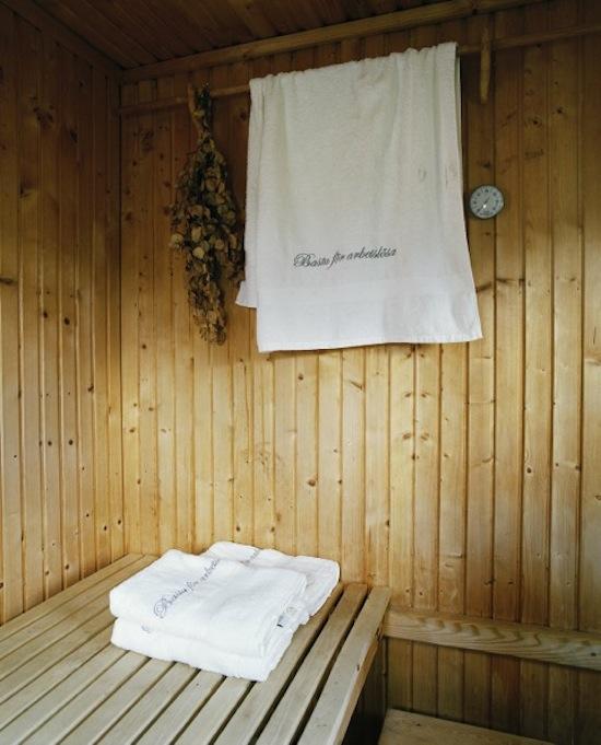 Frida Klingberg, Sauna for the unemployed, Hagen/Sweden, 2014.